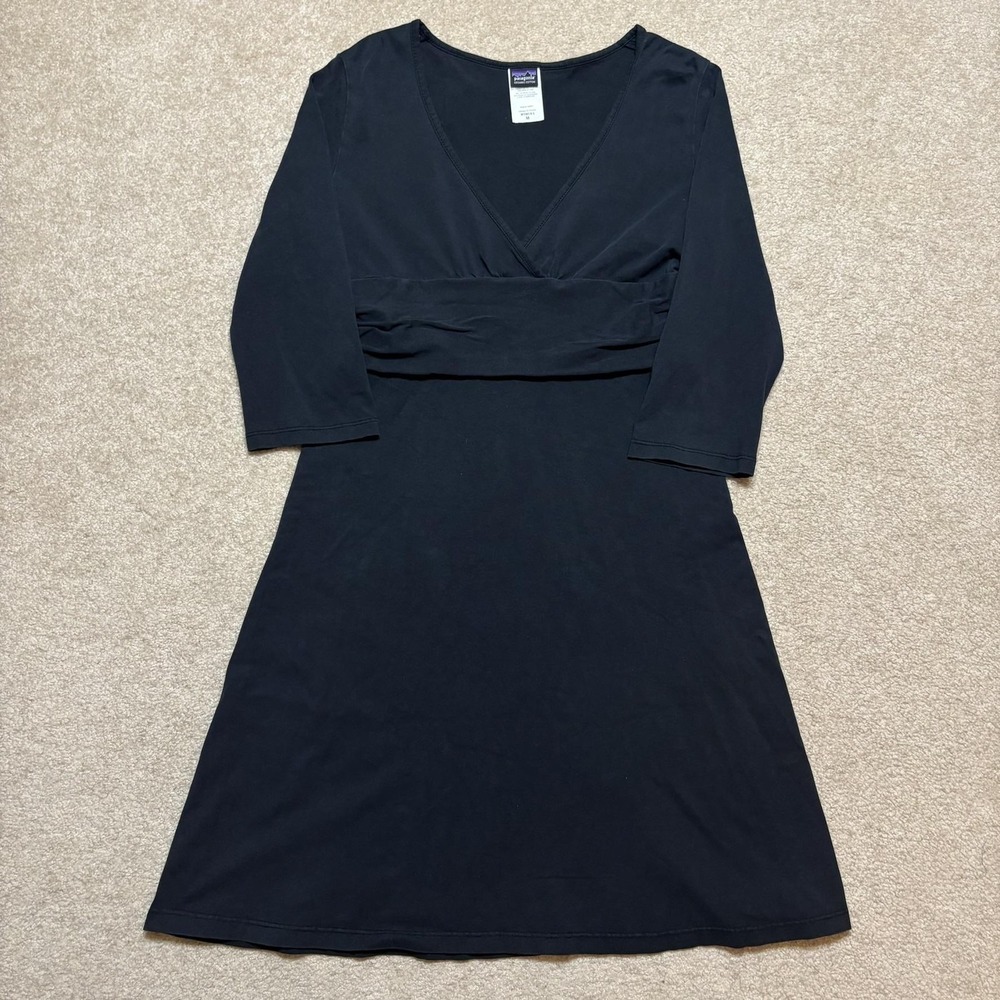 Patagonia Margot Dress Womens Medium Black Organic Cotton V-Neck 3/4 Sleeve Knit